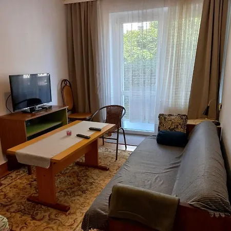Mieszkanie Obok Biblioteki Boleslawa Lubosza *