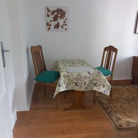 Mieszkanie Obok Biblioteki Boleslawa Lubosza Apartment