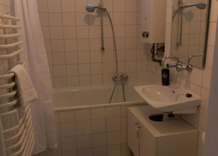 Mieszkanie Obok Biblioteki Boleslawa Lubosza טרנובסקי גאורי